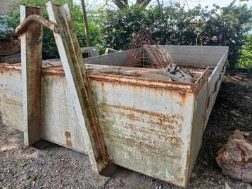 Plateau container met zijdeuren en materiaalkoffer, Enlèvement