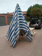 Marktparaplu+ markt tafels, Ophalen