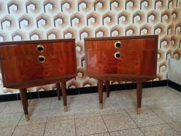 2 vintage nachtkastjes uit de jaren 60 beschikbaar voor biedingen