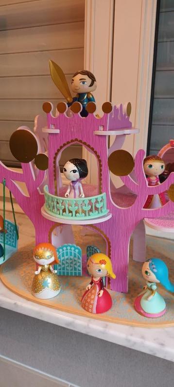 speelgoed kind beschikbaar voor biedingen