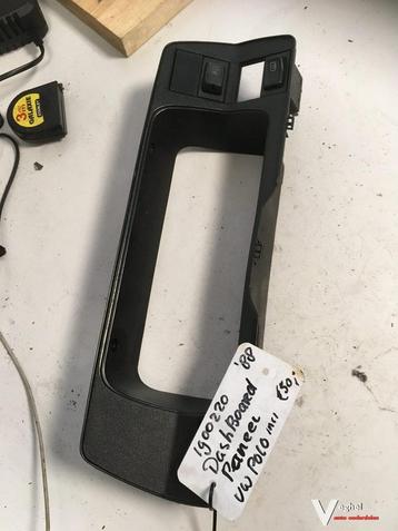 Vw Polo 1988 dasboard frame rond tellerklok  beschikbaar voor biedingen