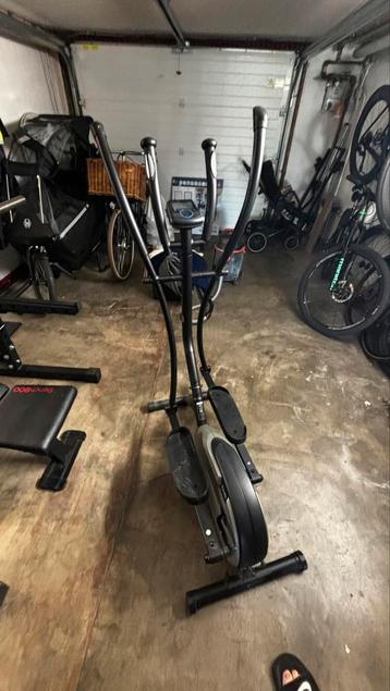 Cross trainer decathlon disponible aux enchères