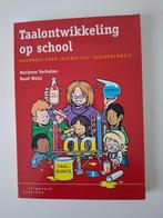 leerkracht lager onderwijs - taalontwikkeling op school, Boeken, Ophalen, Zo goed als nieuw, Hoger Onderwijs, Uitgeverij Coutinho