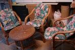 rotan zitsetje: 4 zeteltjes en tafeltje, Antiek en Kunst, Ophalen
