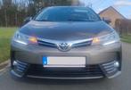 Toyota Corolla Sedan 1.6 auto 38000 km, Autos, Argent ou Gris, Achat, Cruise Control, 5 places