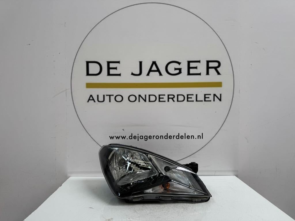 Phare droit Seat Mii 1SL941016F d'origine, Autovia A-2, Km 585 585
08760  Martorell, ES, SEAT S.A., Utilisé, Customercare@seat.es