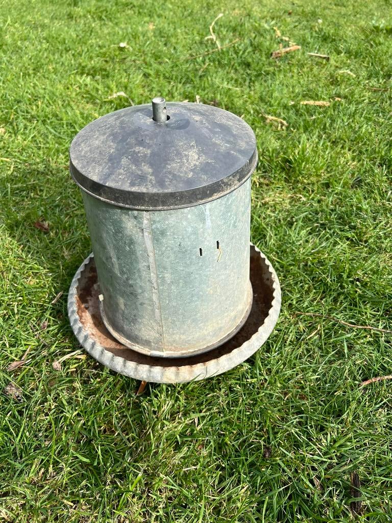 Voederbak om op te hangen, Enlèvement, Utilisé, Abreuvement et Alimentation