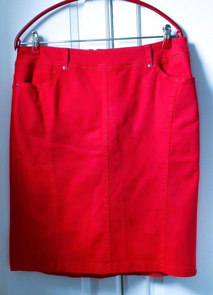 Te koop: Nieuw!! Mooie rode rok "Gerry Weber"42., Vêtements | Femmes, Jupes, Neuf, Taille 38/40 (M), Rouge, Longueur genou, Enlèvement
