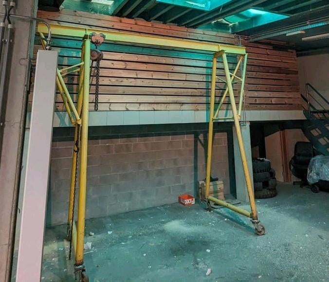 Grue à portique, Bricolage & Construction, Enlèvement