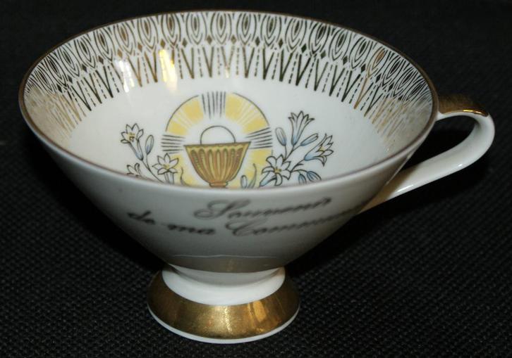 Tasse MITTERTEICH BAVARIA 034 "Souvenir de ma communion", Verzamelen, Religie, Nieuw, Christendom | Katholiek, Overige typen, Ophalen of Verzenden