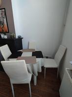 Petite table ronde avec 4 chaises, Maison & Meubles, Tables | Tables à manger, Enlèvement
