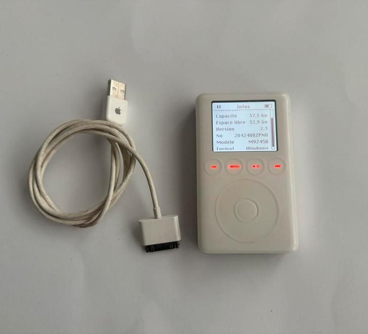 Apple ipod classic 40gb 3e generation, TV, Hi-fi & Vidéo, Lecteurs Mp3 | Apple iPod, Comme neuf, Classic, 40 GB et plus, Autres couleurs