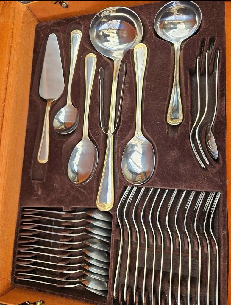 Coffret de 70 couverts Ensemble de couverts en métal doré 24, Antiquités & Art, Antiquités | Couverts, Enlèvement ou Envoi