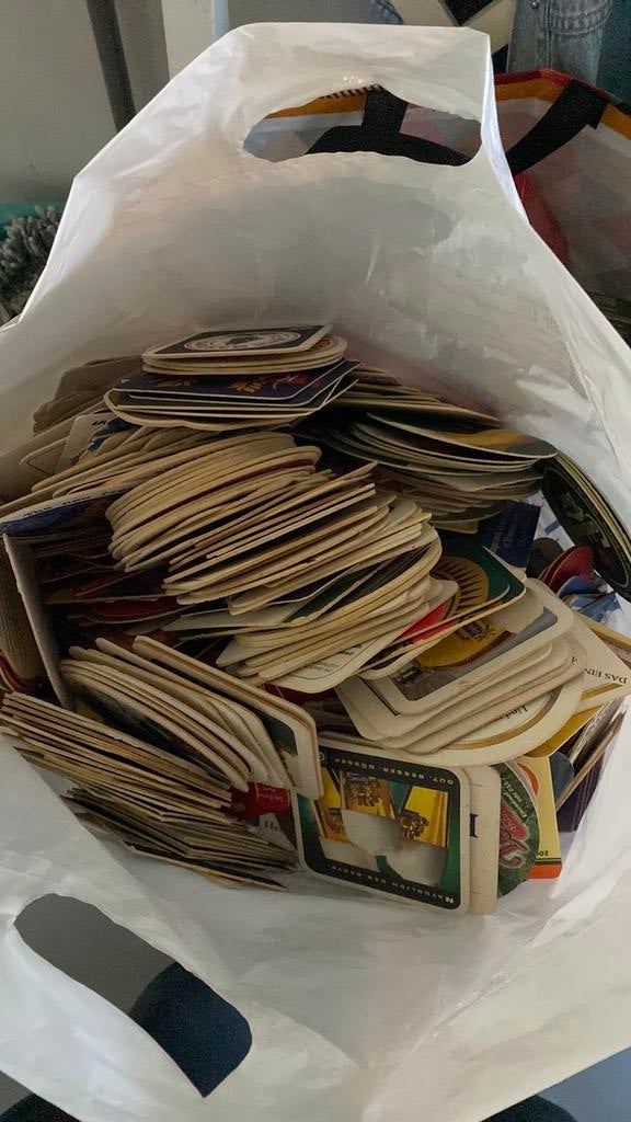 Lot bierkaartjes, Ophalen of Verzenden