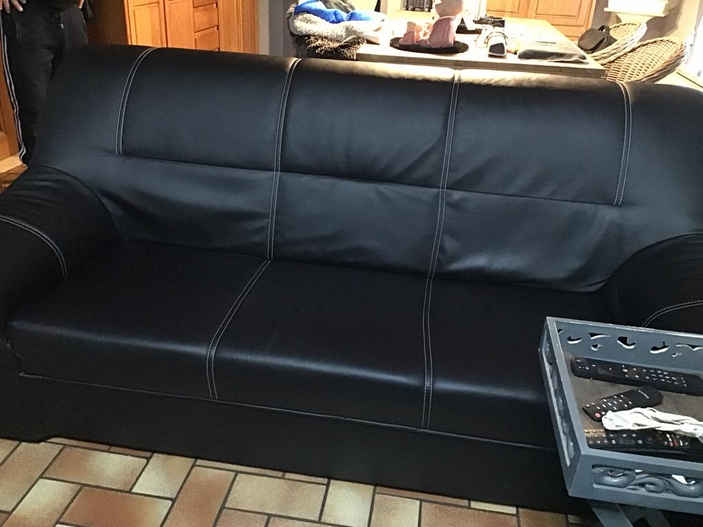 Salon, Enlèvement, Comme neuf