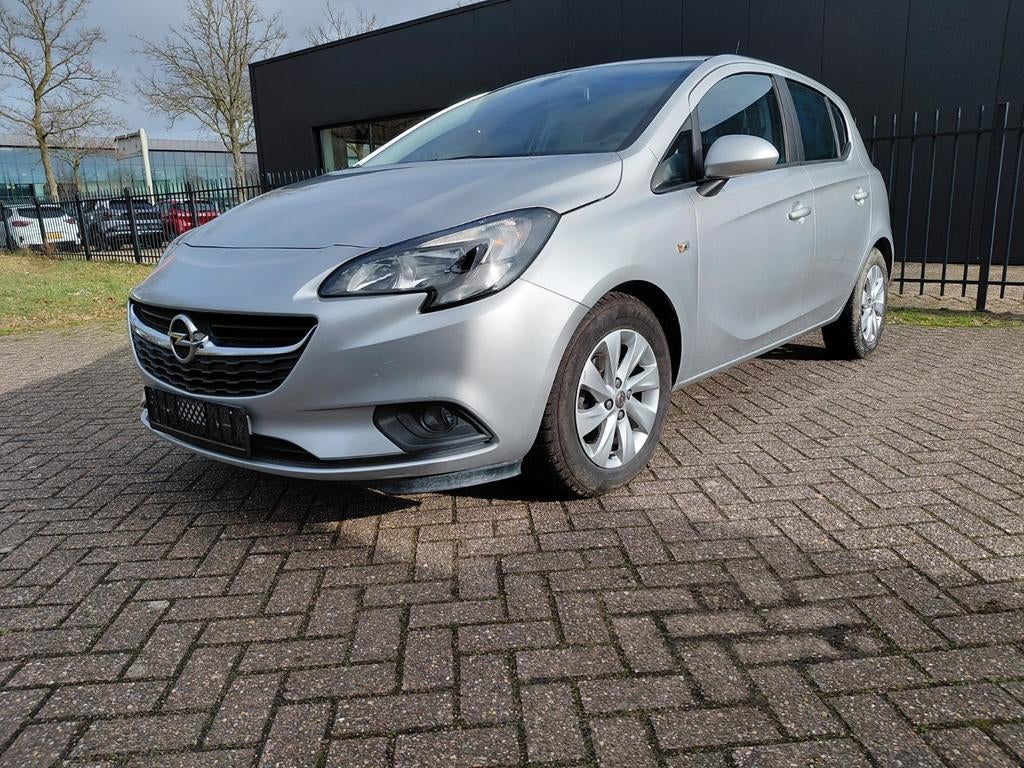 Opel corsa E bouwjaar 2017 benzine Airco automaat topstaat, Auto's, Opel, Stof, 5 zetels, Particulier, Zilver of Grijs
