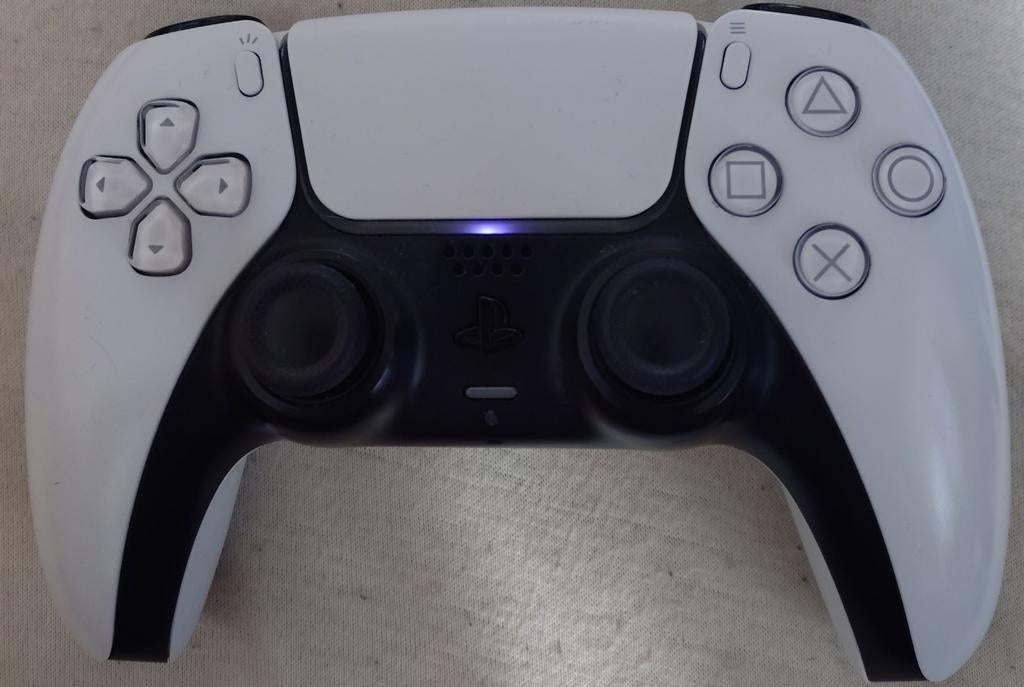 Manette Dualsense Playstation 5 blanche, Consoles de jeu & Jeux vidéo, Jeux | Sony PlayStation 5, Enlèvement