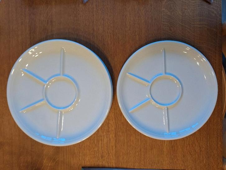 Assiette à fondue Porcelaine fondue borden Thomas (Germany), Verzamelen, Porselein, Kristal en Bestek, Zo goed als nieuw, Bord of Schaal