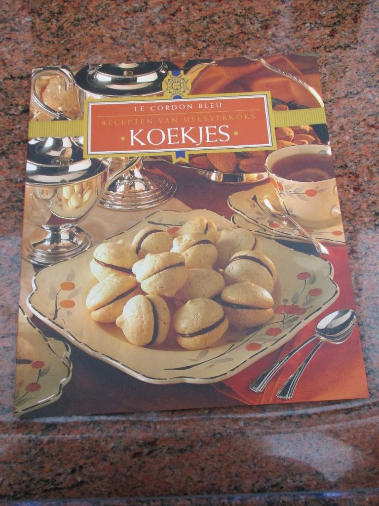 Le Cordon bleu "koekjes" recepten van meesterkoks, Boeken, Ophalen of Verzenden, Zo goed als nieuw, Taart, Gebak en Desserts