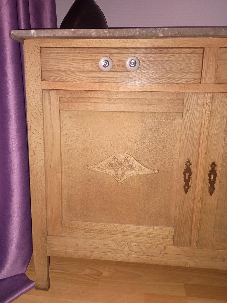 kastje gepatineerd, Enlèvement