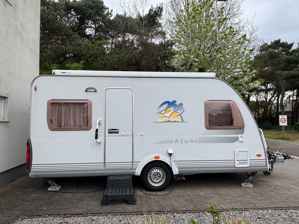 Knaus Azur 450 FU, bouwjaar 2006, Caravanes & Camping, Caravanes, Particulier, jusqu'à 4, 1000 - 1250 kg, Banquette en rond, Knaus