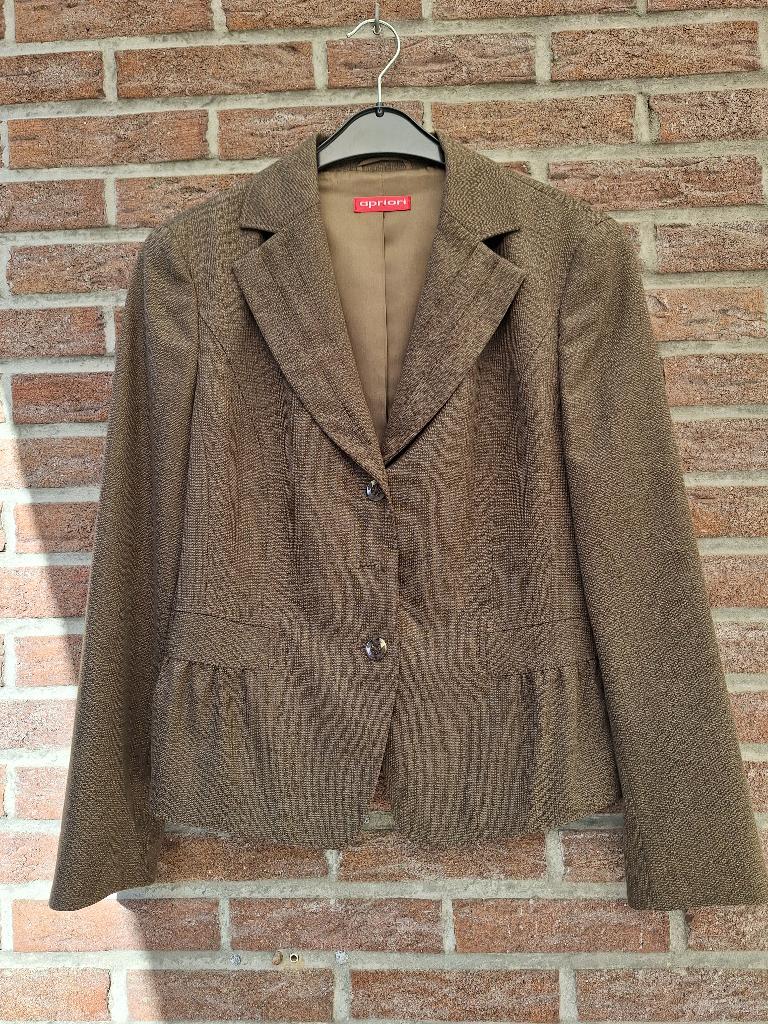 Ensemble Veste et Pantalon femme  APRIORI, Ophalen, Kostuum of Pak, APRIORI, Bruin