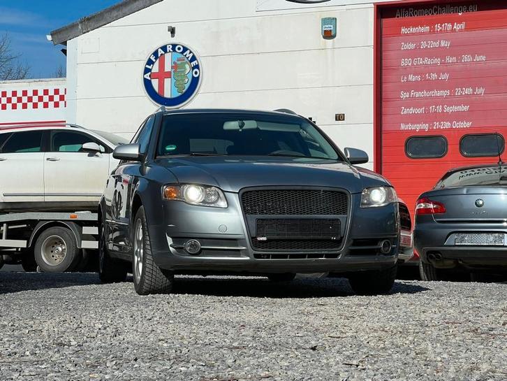 Audi a4 / automaat / Benzine/ 155.000 km, Auto's, Audi, Bedrijf, A4, Cruise Control, Benzine, Euro 4, Break, Automaat, Ophalen