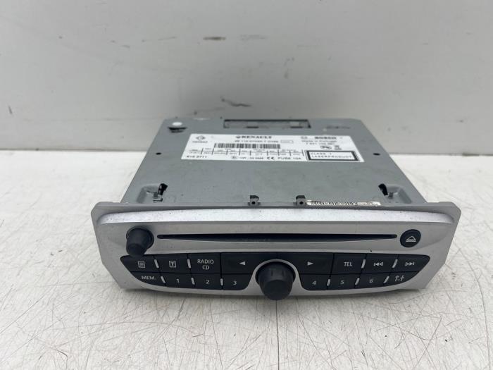 Radio van een Renault Scenic, Auto-onderdelen, Elektronica en Kabels, Renault, Gebruikt, 3 maanden garantie, Ophalen of Verzenden