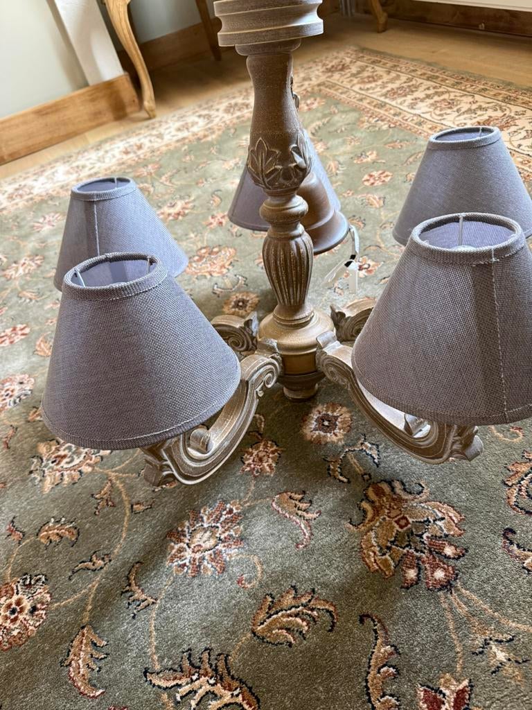 Luster, Ophalen, Zo goed als nieuw