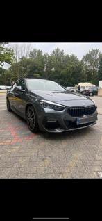 BMW 218i Sedan M Sport TOP STAAT, Auto's, 4 deurs, Zwart, Leder en Stof, Start-stop-systeem