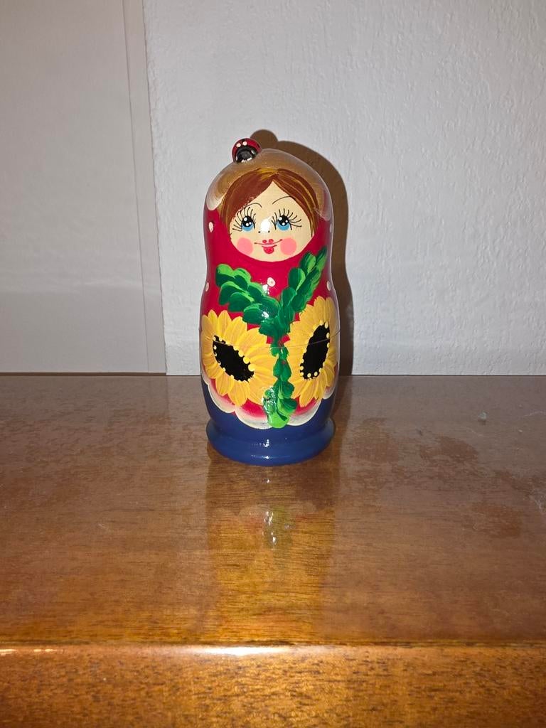 Poupée Matruschka russe, Ophalen