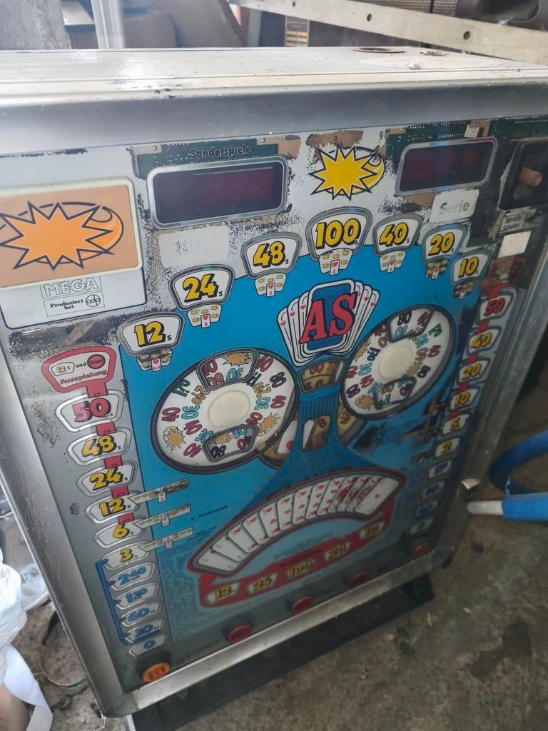 Oude gokkast, Ophalen