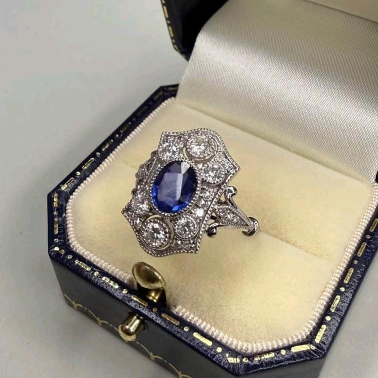 Platina ring met blauwe saffier, Antiquités & Art, Antiquités | Argent & Or, Enlèvement ou Envoi