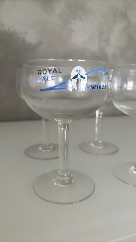 Royal Ale glazen 10 st Van Roy Wieze, Ophalen, Zo goed als nieuw