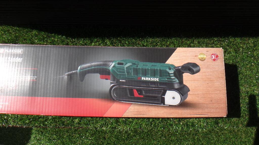 PARKSIDE Bandschuurmachine 900 W, Ophalen, Nieuw, 600 tot 1200 watt, Bandschuurmachine