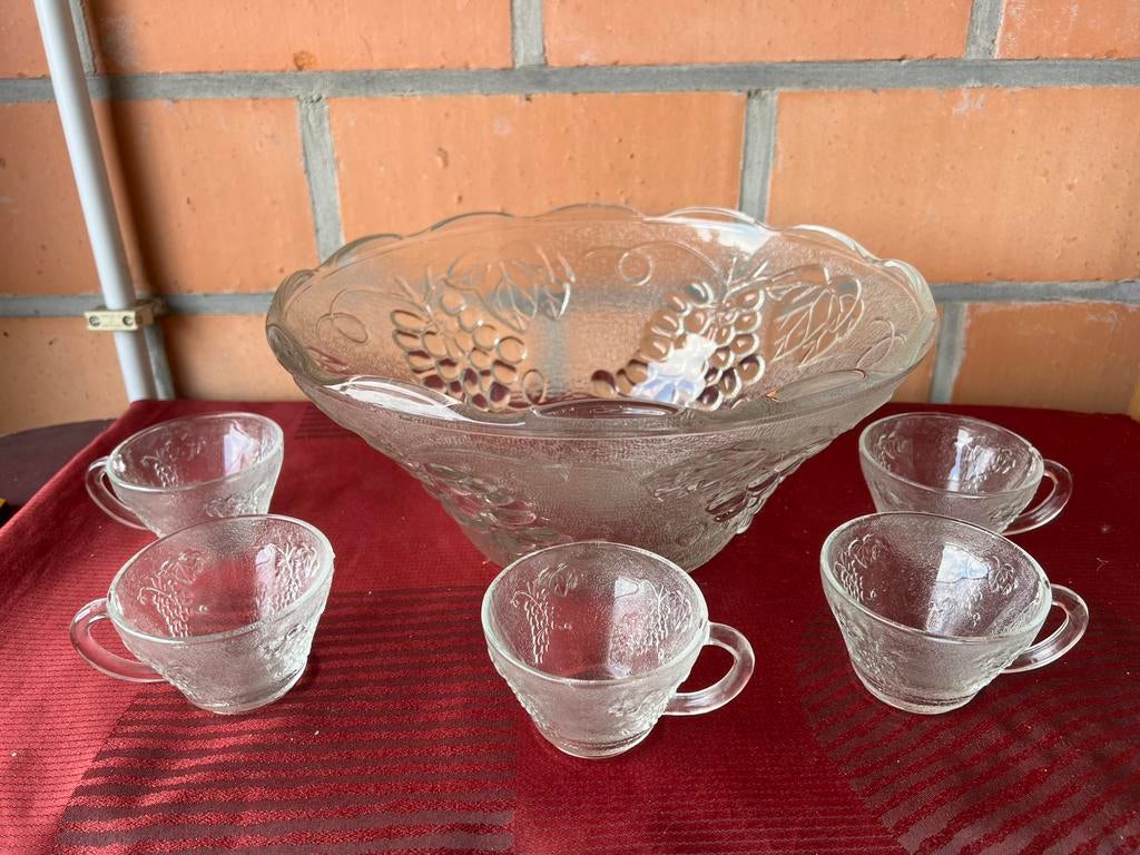 Sangriakom met tassen, Collections, Verres & Petits Verres, Enlèvement ou Envoi