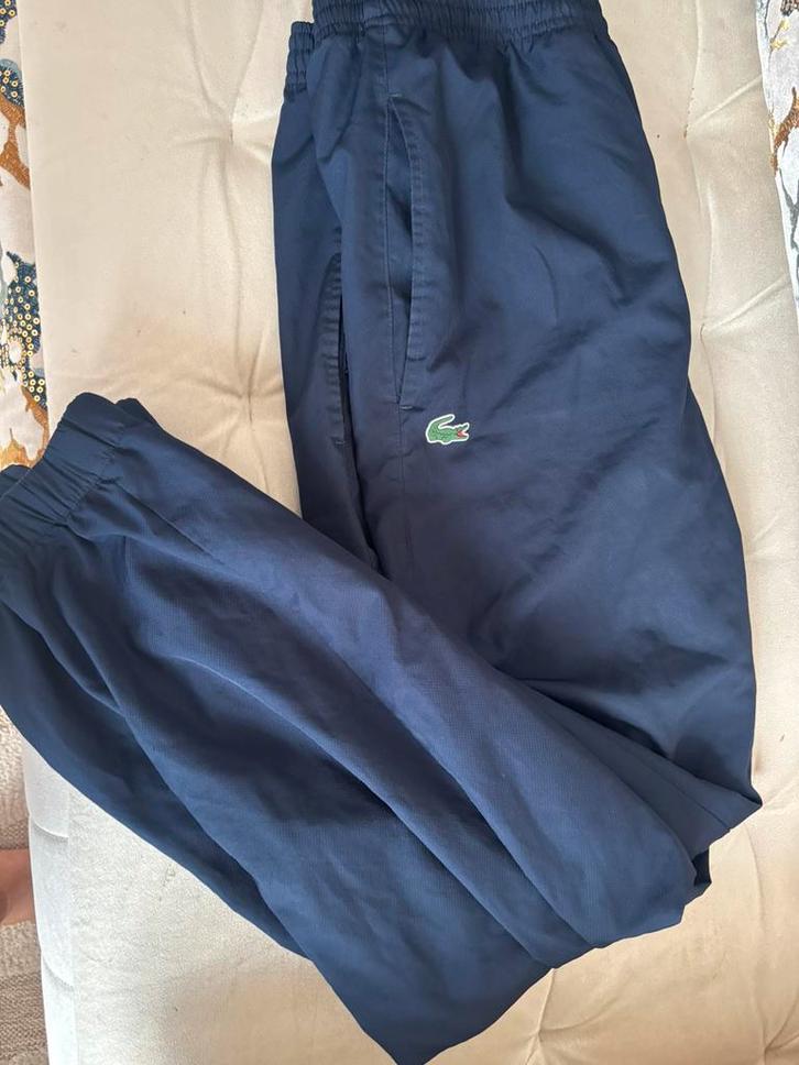 Pantalon de survêtement Lacoste bleu marine, Vêtements | Hommes, Pantalons, Comme neuf, Bleu, Enlèvement ou Envoi