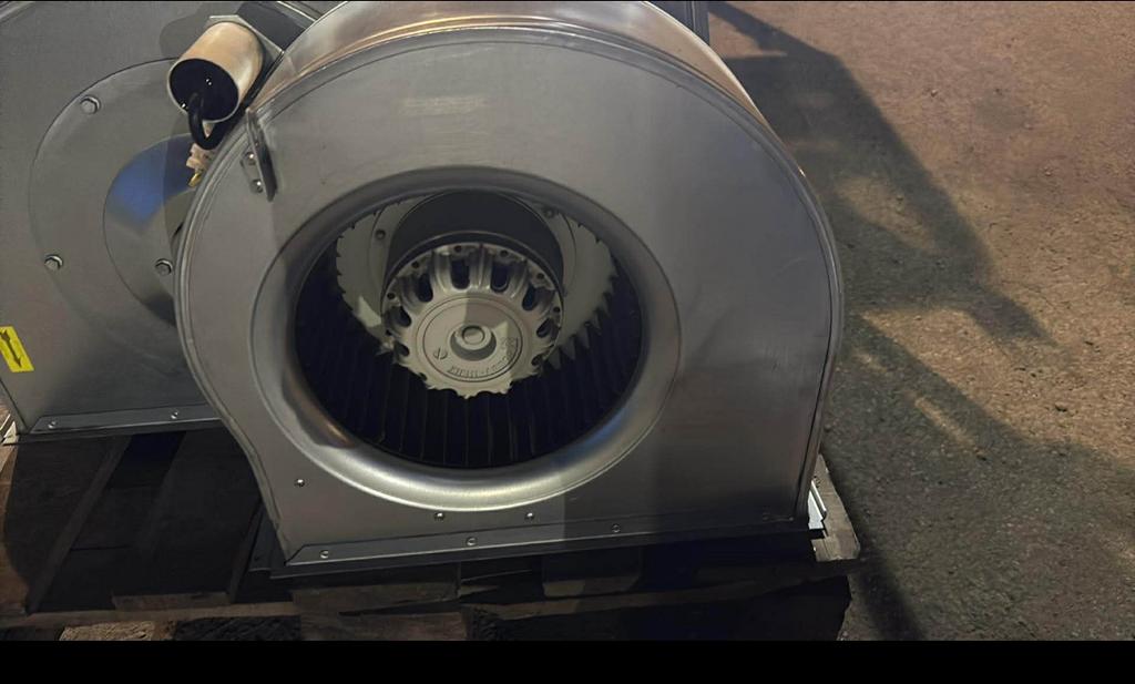 Industriële luchtafzuiger, Ophalen, Zo goed als nieuw