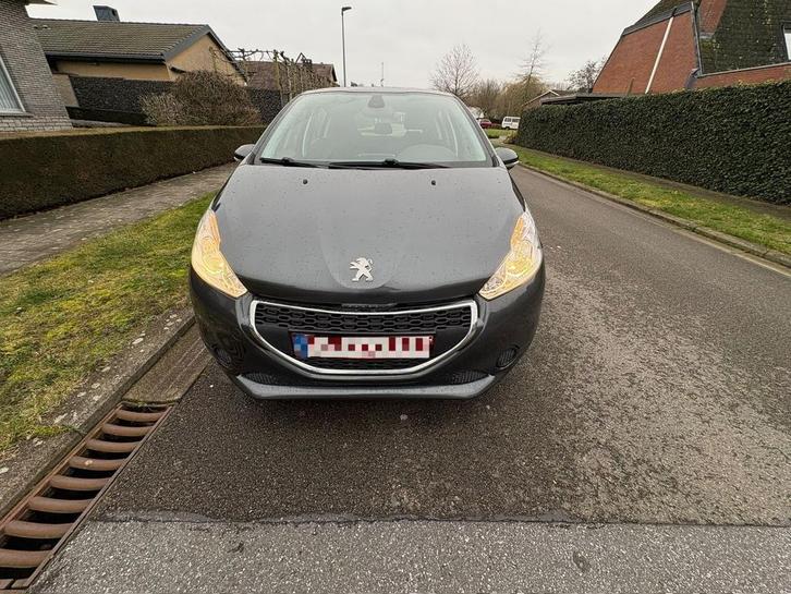 Peugeot 208 1.2 benzine, Autos, Peugeot, Particulier, ABS, Phares directionnels, Régulateur de distance, Airbags, Air conditionné