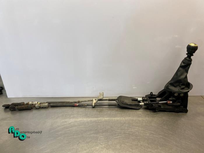 Câble commutation boîte de vitesse d'un Toyota Yaris (Yari, Autos : Pièces & Accessoires, -, 3 mois de garantie, Toyota, Utilisé