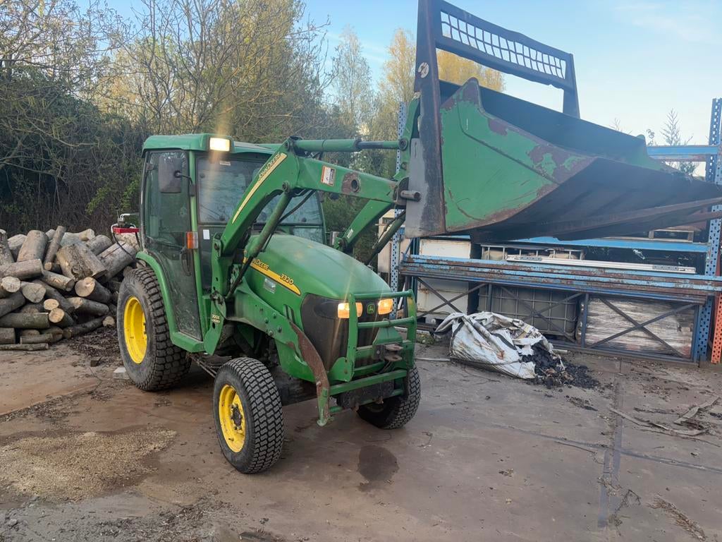 2005 john deere 3320 hydrostaat 4x4 voorlader, Ophalen, John Deere