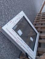Châssis neuf triple vitrage 88cm de Large su 92,5cm de haute, Enlèvement