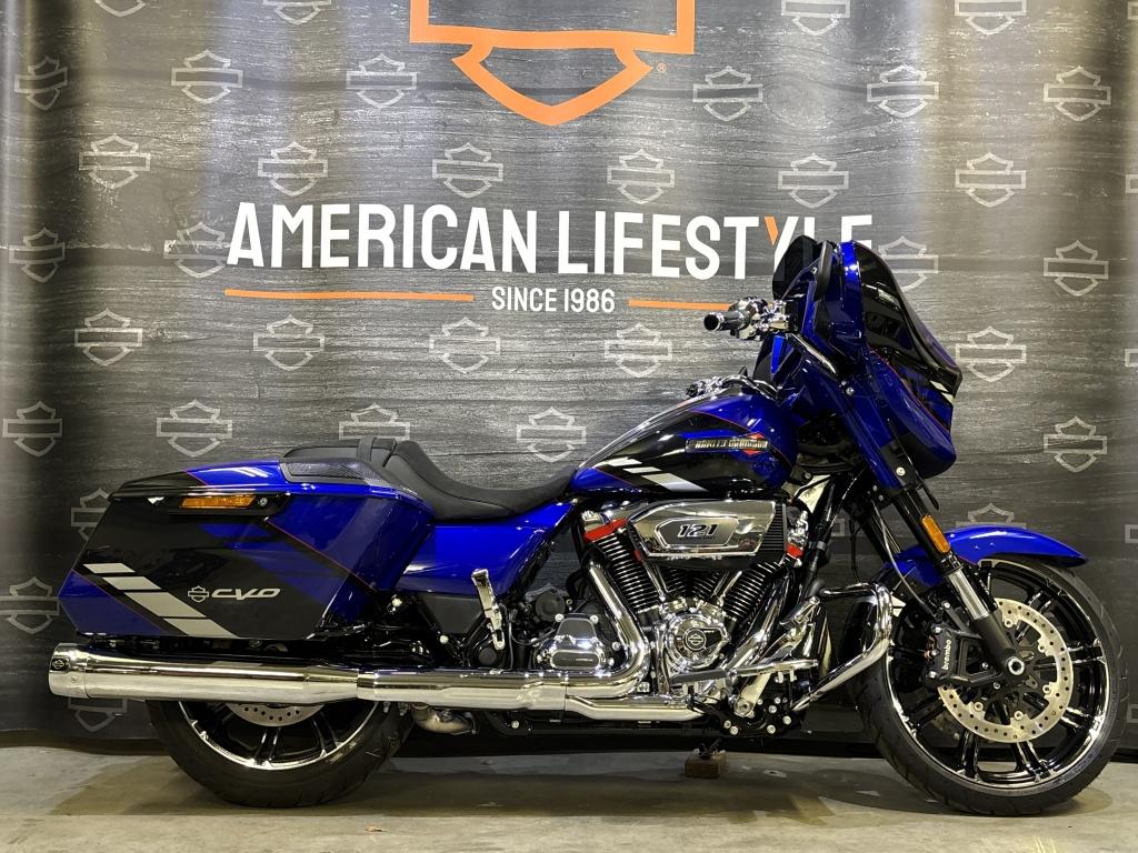 Harley-Davidson Touring Touring Street Glide CVO FLHXSE, Motos, Motos | Harley-Davidson, Contrôle de traction, Entreprise, Plus de 35 kW