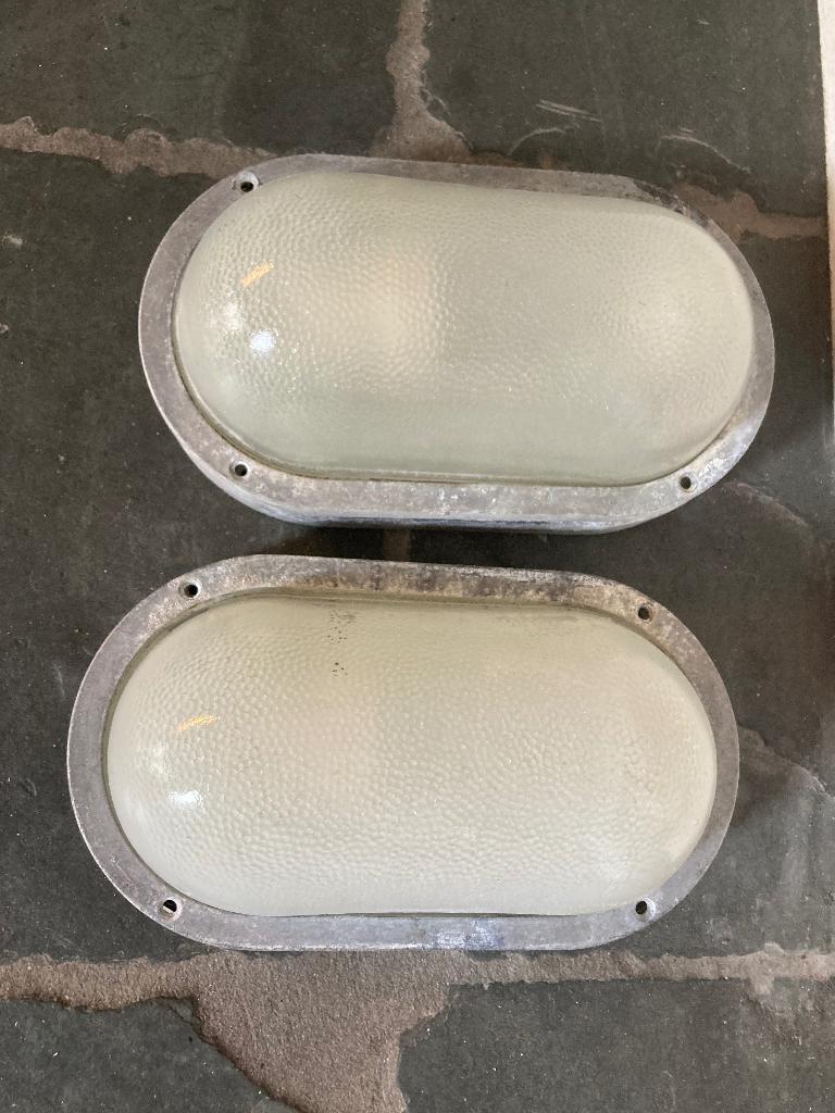 Gratis buitenverlichting BEL Lighting, Ophalen, Glas