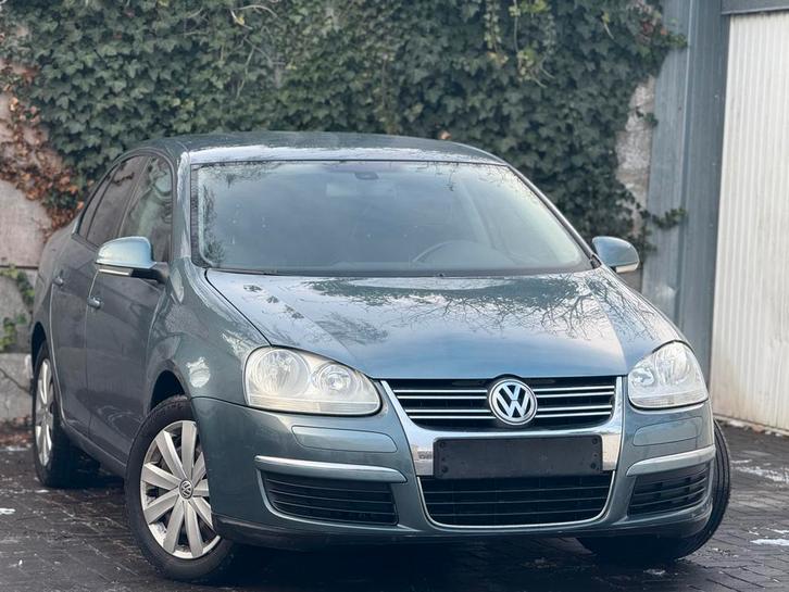 Volkswagen Jetta, Autos, Volkswagen, Particulier, Jetta, Hayon arrière électrique, Essence, Euro 4, Coupé, 5 portes, Boîte manuelle