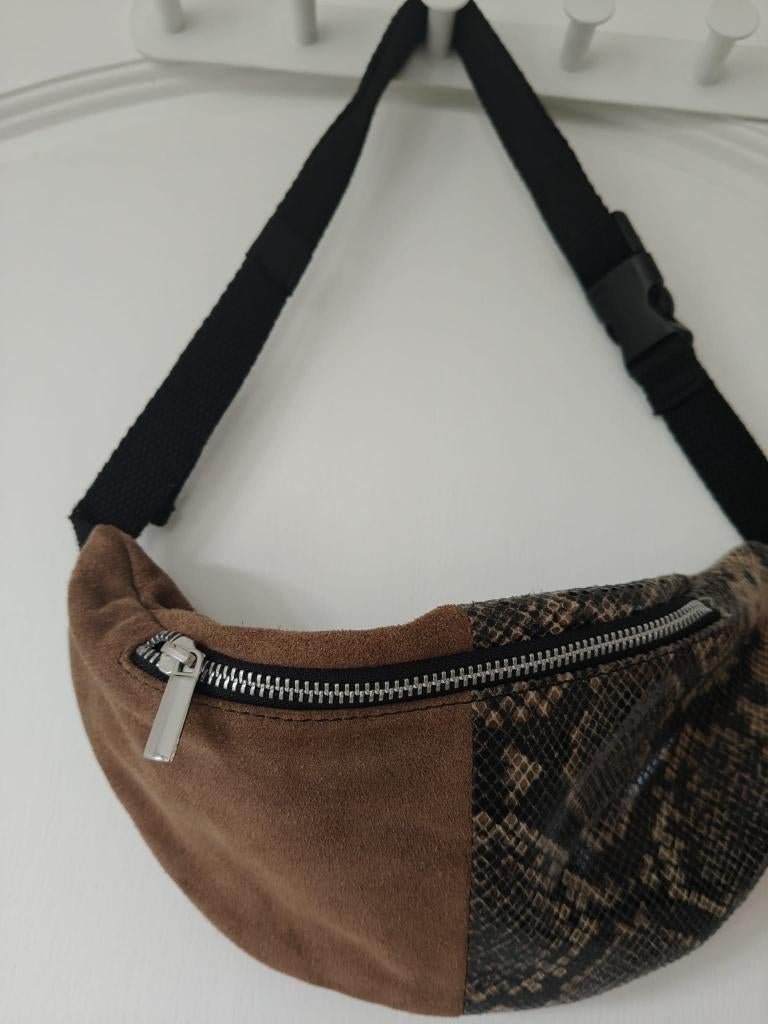 Sac à bandoulière Sacha premium 100 % cuir, Bijoux, Sacs & Beauté, Sacs | Sacs à bandoulière, Autres marques, Cuir, Enlèvement ou Envoi