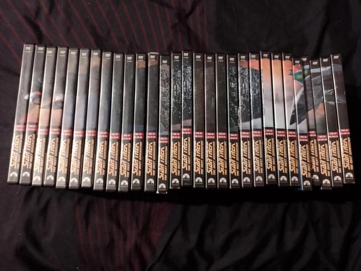 A vendre lot de 29 DVD de la collection Star Trek, CD & DVD, DVD | Science-Fiction & Fantasy, Comme neuf, Science-Fiction, À partir de 9 ans