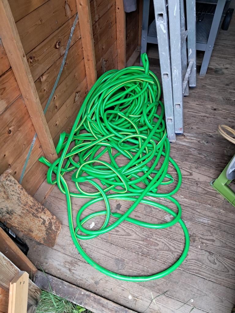 Tuyau d'arrosage de jardin