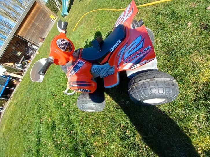 Kinder elektrische quad, Enfants & Bébés, Jouets | Extérieur | Véhicules à batterie, Comme neuf, Enlèvement