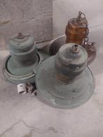 Lampadaire en cuivre, Enlèvement